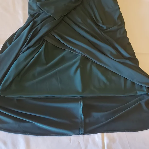 BCBGMaxAzria cocktail dress dark green one shoulder - Picture 3 of 6